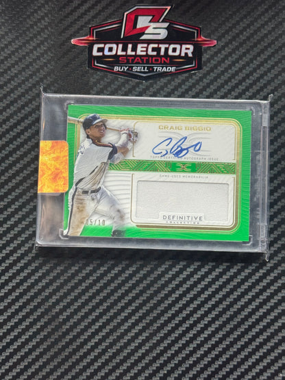 2023 Topps Definitive Collection Green Craig Biggio Auto Relic 05/10 #DARC-BIG2