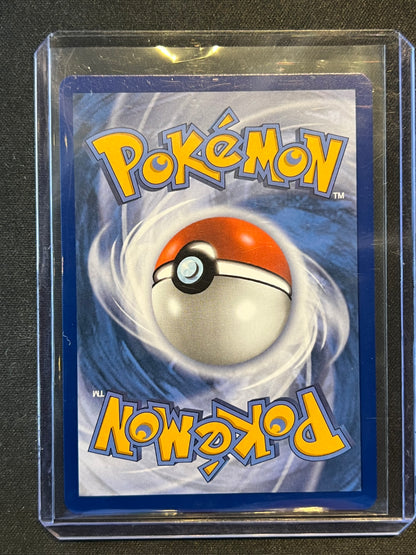 Roxie's Performance - 121/086 - ME04: Chaos Rising (CRI) Pokemon