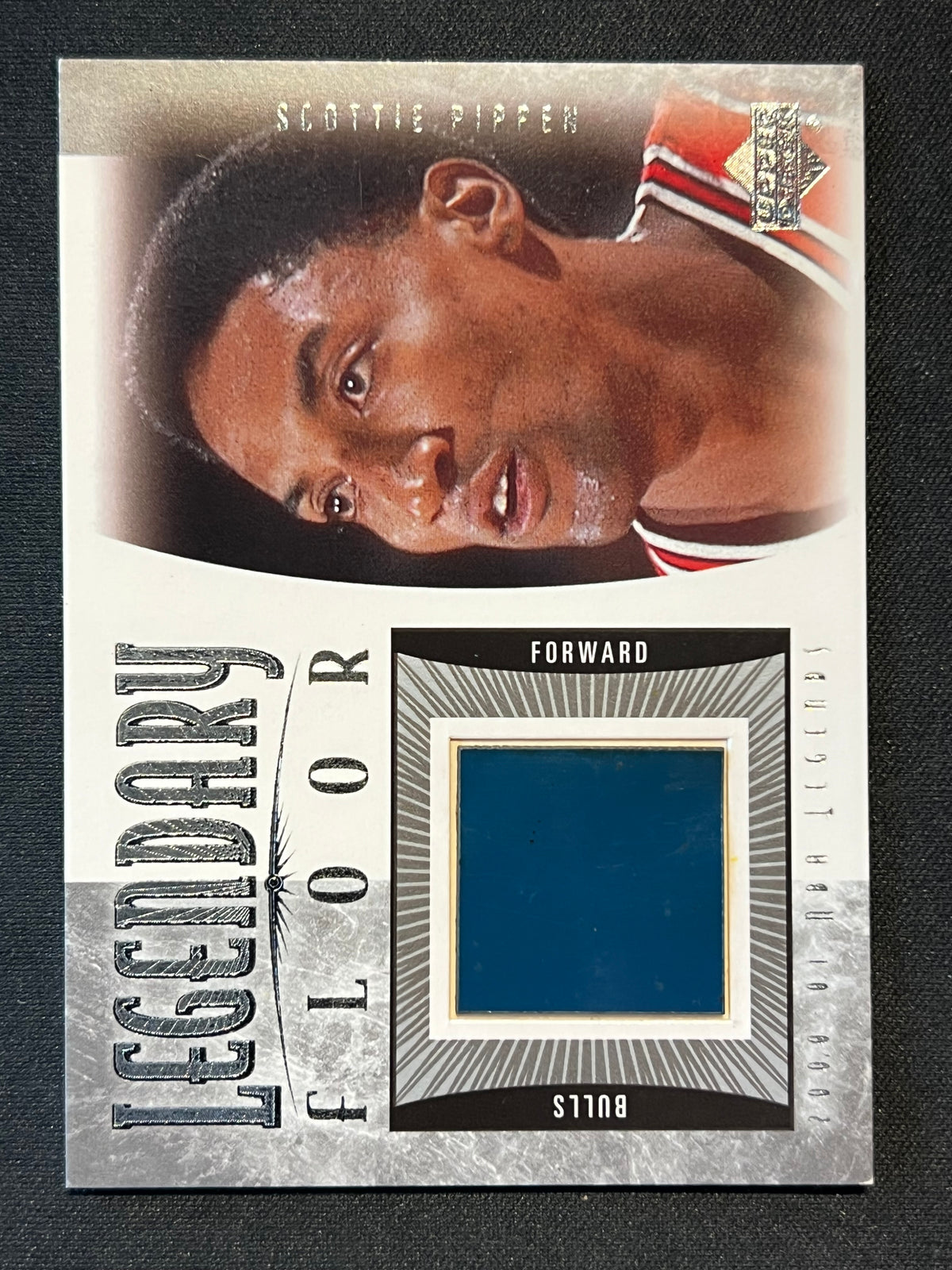 2000-01 Upper Deck NBA Legends - Legendary Floor Scottie Pippen #SP-F (MEM)