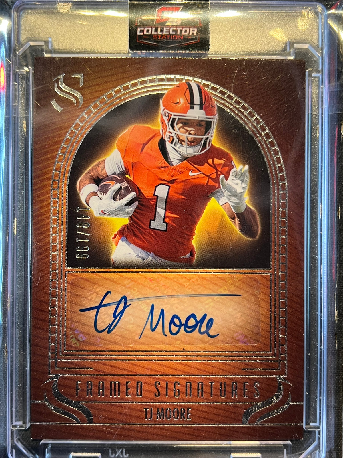 2025 Panini Silhouette #FS-TME T.J. Moore Framed Signatures #/199