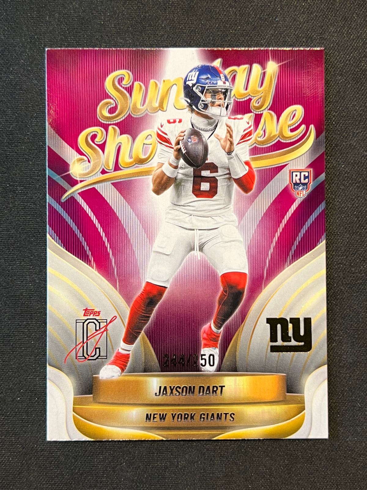 2025 Topps Signature Class - Sunday Showcase Magenta /250 Jaxson Dart #SS-1 (RC)