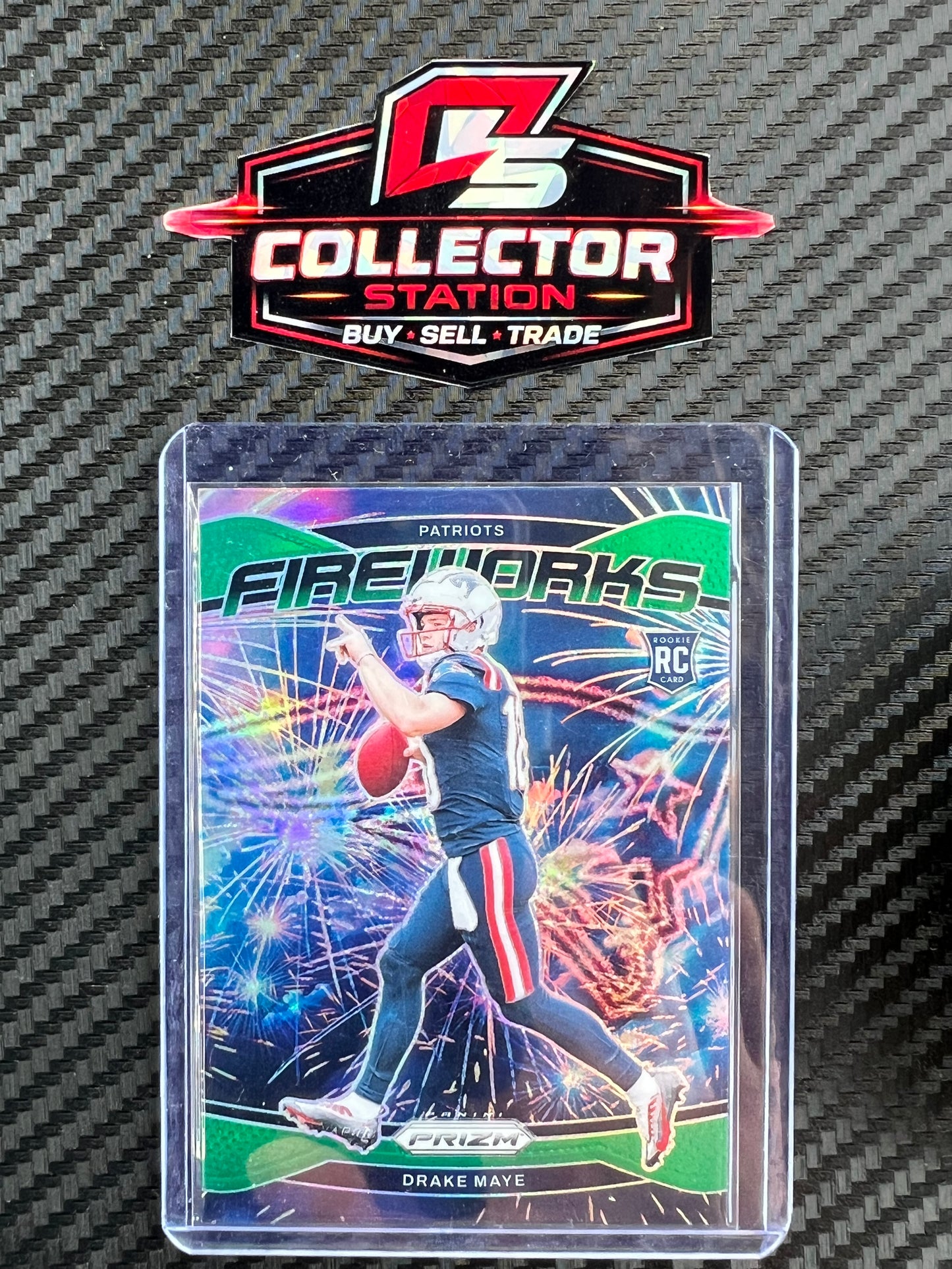 2024 Panini Prizm Fireworks Drake Maye #22 Green Prizm (RC)