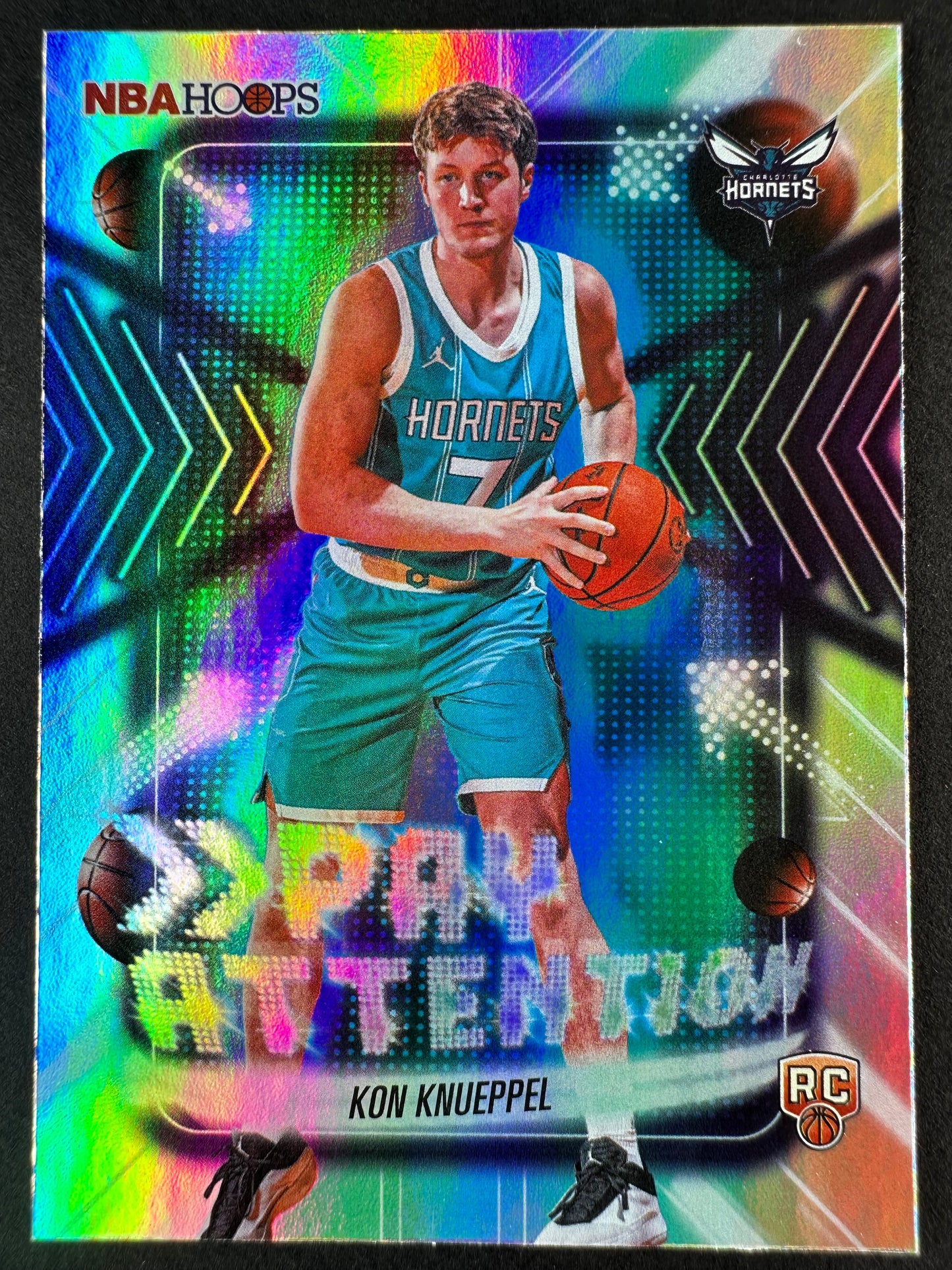 2025-26 Topps NBA Hoops Kon Knueppel Pay Attention Insert